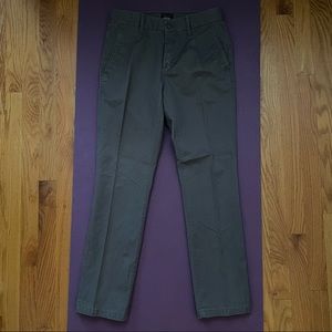 Gap Factory slim lived-in khakis 29